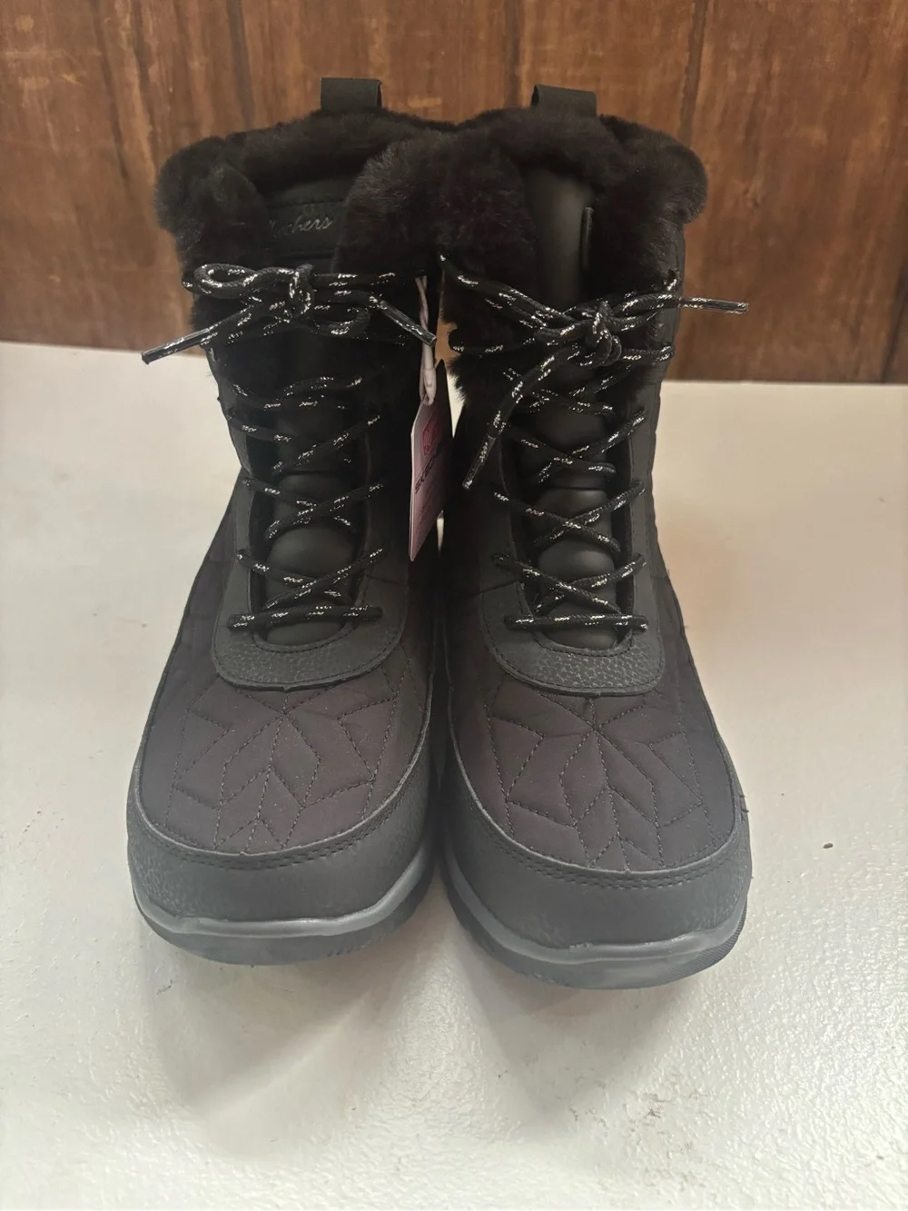 Skechers Women's Relaxed Fit Easy Going - Frostine waterproof ankle boots 8.5